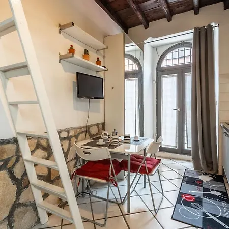 San Pietro A Due Passi Grazioso Loft