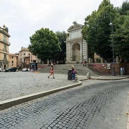 San Pietro A Due Passi Grazioso Loft Rom